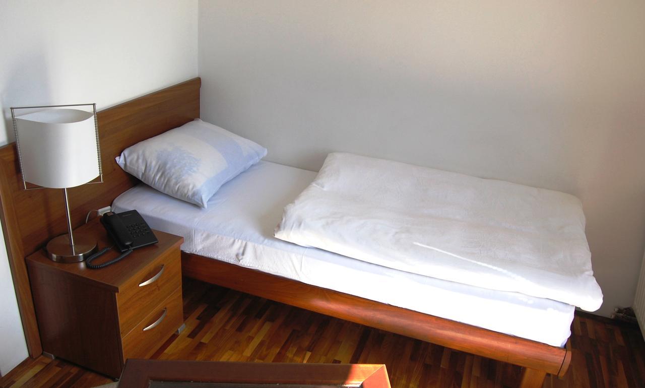Hotel Brile Kolašin Esterno foto